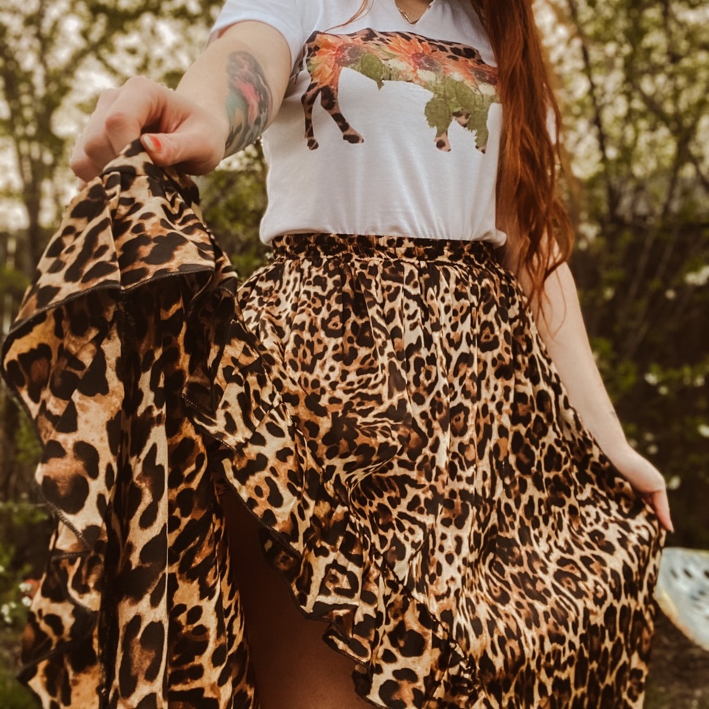 Leopard maxi skirt with slit